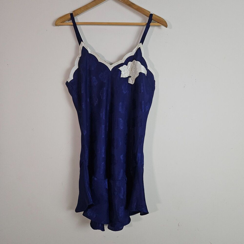 Victoria's Secret Vintage Slip Medium Navy Blue Flower Applique Satin Gold Label
